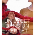 medium_affiche_un_oeillet_dans_un_lacet.jpg